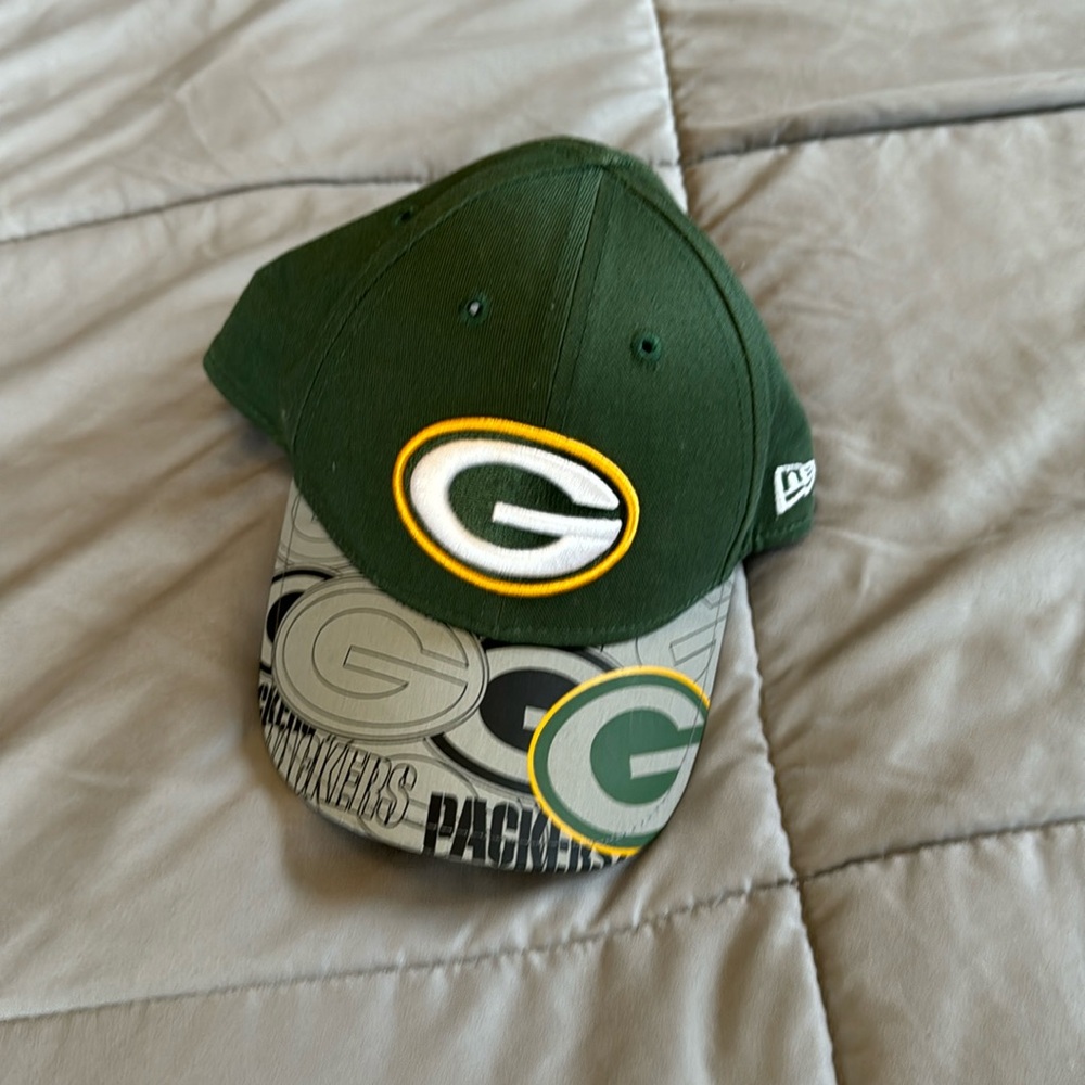 🏈 New Era like new toddler sized Green Bay Packers hat